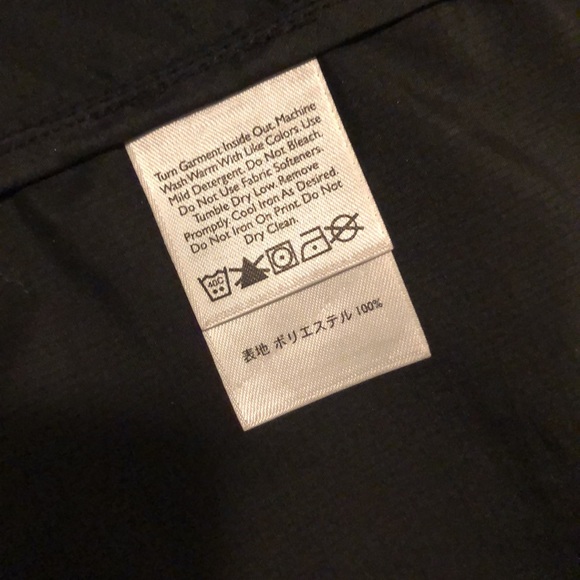 Eddie Bauer packable rain shell - Picture 4 of 5
